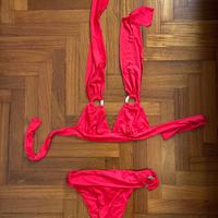 Bikini color rosso carminio taglia 40