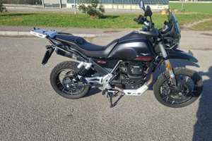 Moto Guzzi v 85 tt 2022