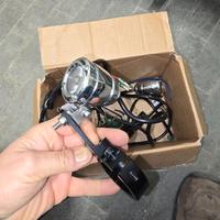 Faro led aggiuntivo e griglia di protezione