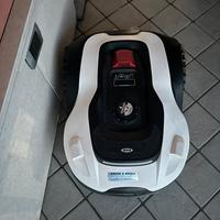 Robot taglia erba Ama
