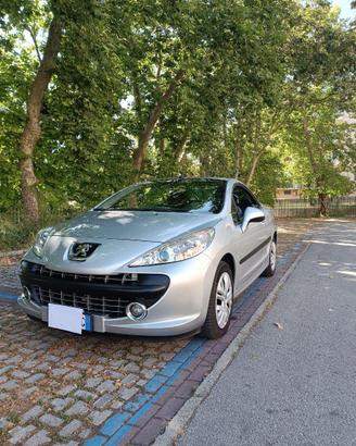 PEUGEOT 207 CC cabrio