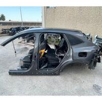 Ford Kuga 23 Scocca per tagliate fianco sx