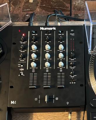 Mixer dj Numark M4