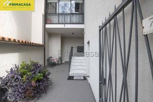 Appartamento di 100 m² con 4 locali e box auto a T