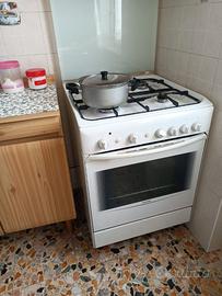 Cucina a gas Ariston