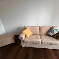 Divano letto e pouf