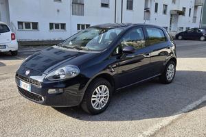 Auto Grande Punto Natural Power lounge