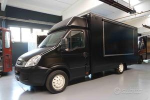 Iveco daily autonegozio paninoteca