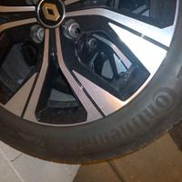 set completo di 4cerchi+gomme originali Renault C