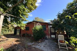 CASA INDIPENDENTE A CAVE