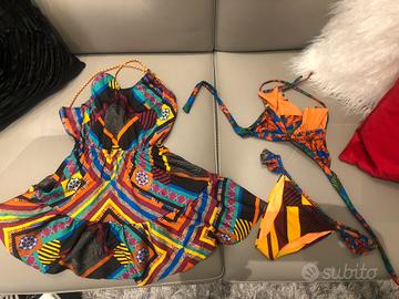 Costume e copricostume f*k