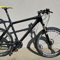 mountain bike 26" tutta in fibra