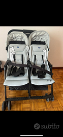 Passeggino gemellare leggero Chicco