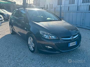 Opel Astra 1.4 Sports Tourer GPL