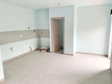 Aci Castello centro -nuovo 80mq cantina posti auto