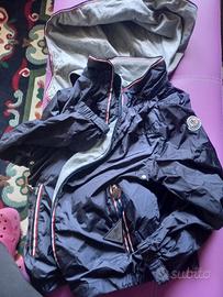 moncler nuovo mai usato 