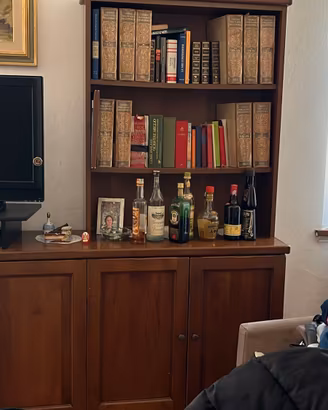 Credenza con libreria
