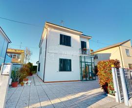 CASA INDIPENDENTE CON GIARDINO