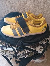 Scarpe Adidas lancio disco o peso