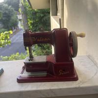 Macchina Da Cucire Vintage Vulcan Junior & Senior