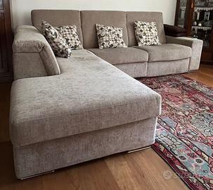 Divano angolare con penisola – come nuovo