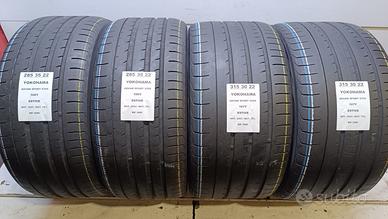4 GOMME 285 35 22/315 30 22 YOKOHAMA RIF3585