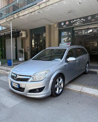 Opel Astra 1.6 16V VVT Station Wagon Cosmo