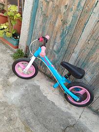 bicicletta b twin senza pedali 