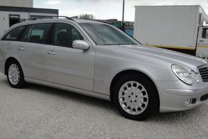 MERCEDES-BENZ SW famigliare pneumatica post