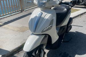 Piaggio Beverly 350 Sport Touring Abs Asr