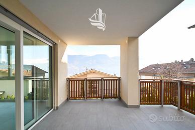 Marlengo: Trilocale con terrazza e garage doppio