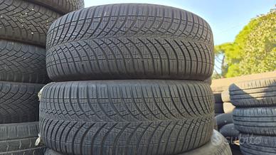 2 Pneumatici 215/60 R17 Goodyear Vector 4 Season G