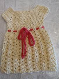 Abito in lana colore giallino