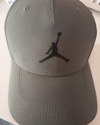 cappellino Jordan verde 