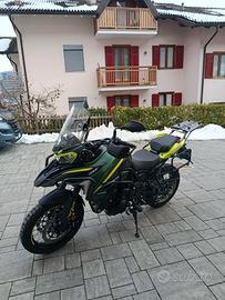 Benelli TRK 702 X