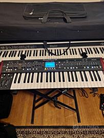Behringer Deepmind 12