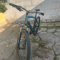 Moutain bike rockrider Decathlon con freni