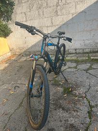 Moutain bike rockrider Decathlon con freni