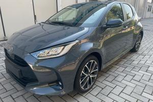 Toyota Yaris Full hybrid Icon Prezzo Vero!!