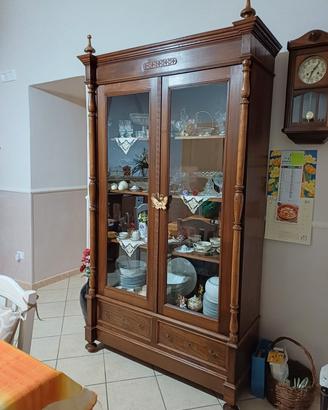 Antica Cristalliera del 900 restaurata