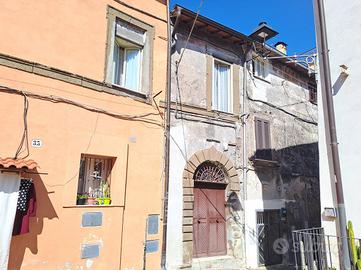 5 LOCALI A RIGNANO FLAMINIO