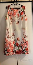 Abito taglia 50/52 smanicato bianco fiori rossi