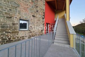 Appartamento di 100 m² con 3 locali e posto auto a
