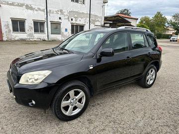 TOYOTA RAV 4 POTENTISSIMA