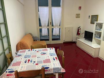 Arenzano centro bilocale climatizzato