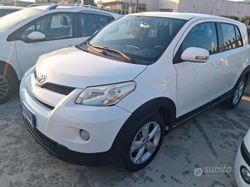 Toyota Urban Cruiser 1.4 D-4D AWD
