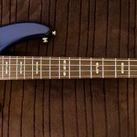 basso elettrico Crafter Guitars Cube 4