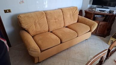 Divano color cammello