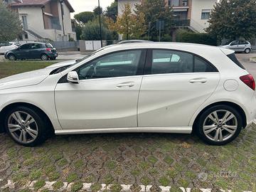 MERCEDES  CLASSE A 180D