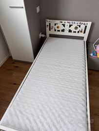Lettino ikea  bambino con materasso (no sponda)